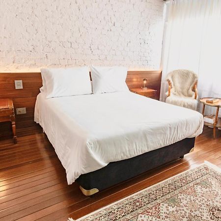 Casa Lelyte Bed & Breakfast Богота Екстериор снимка